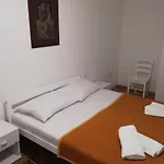 Σπίτι διακοπών House With A Parking Space Banjol, Rab - 24620 Ραμπ